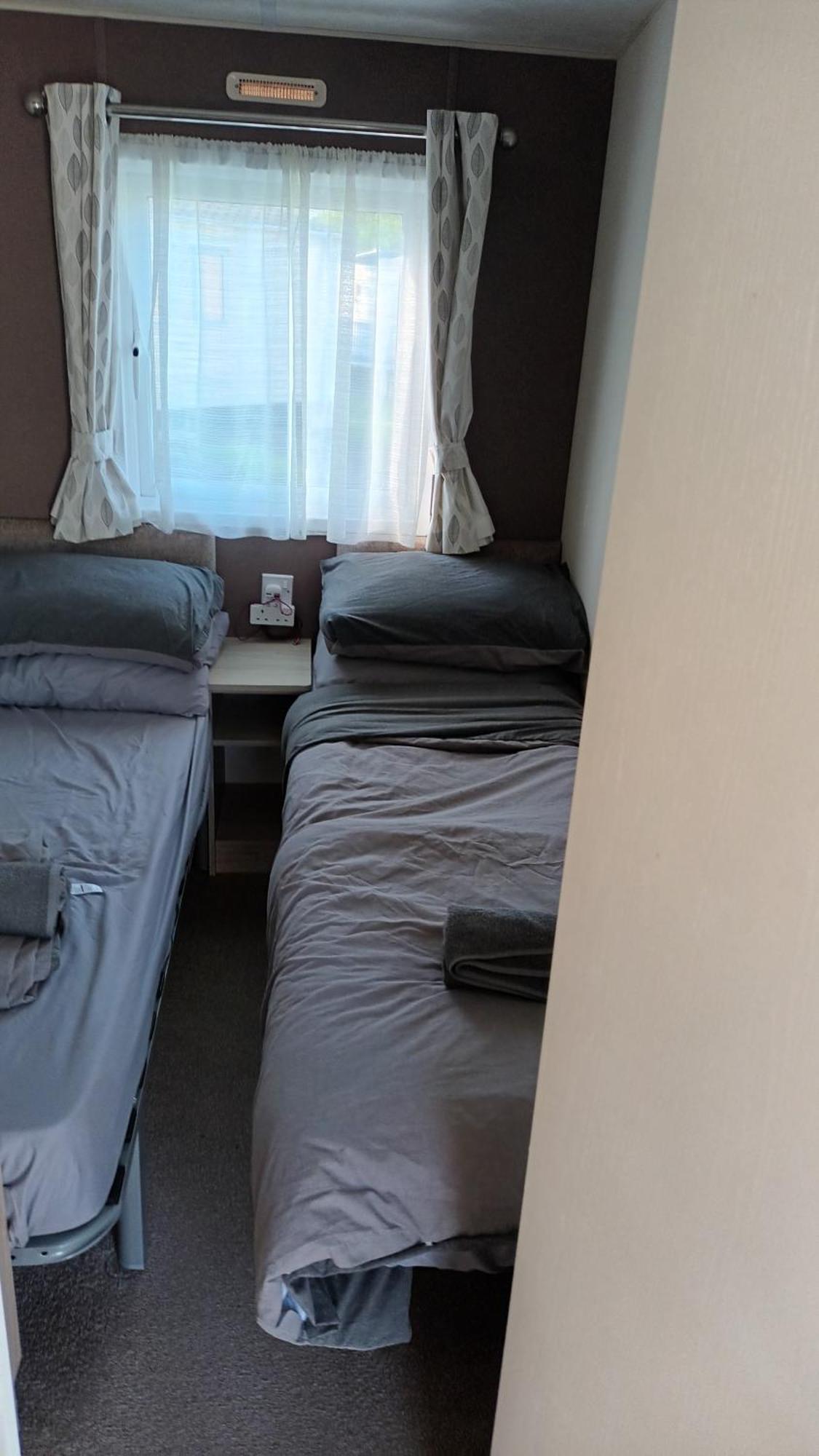 Отель Butlins Minehead Caravan 120 River Cove Passes Included Экстерьер фото